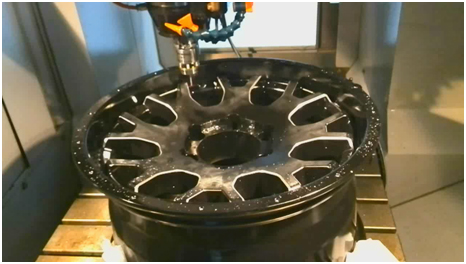 Processing of equivalent-width chamfering on deformed wheel hubs